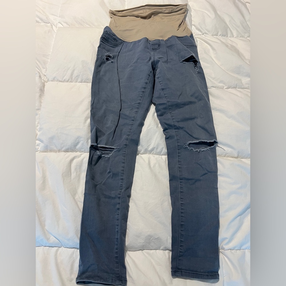 Maternity Distressed Skinny Jeans